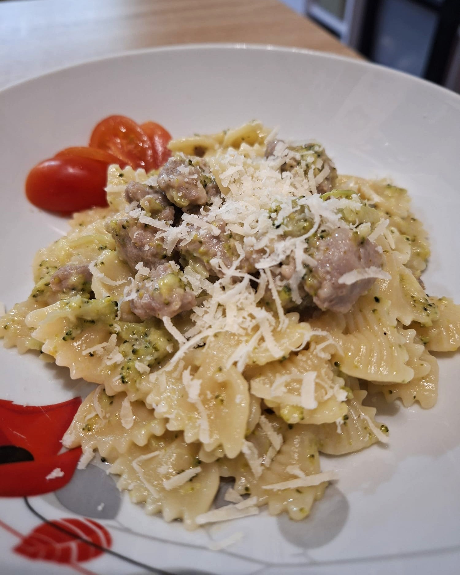 FARFALLE BROCCOLI e SALSICCIA